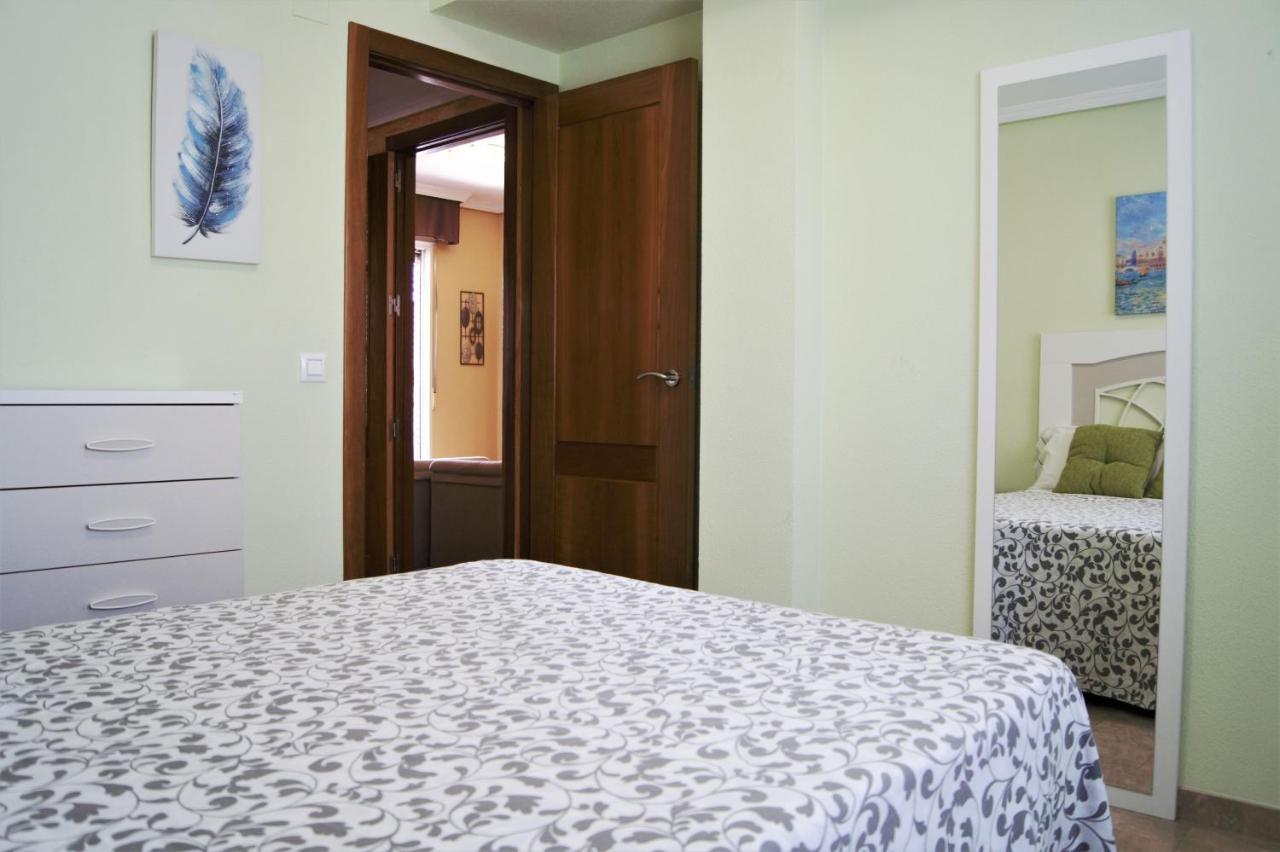 Amplio Piso 8 Mts Mezquita - Wifi - A/C - Parking קורדובה מראה חיצוני תמונה