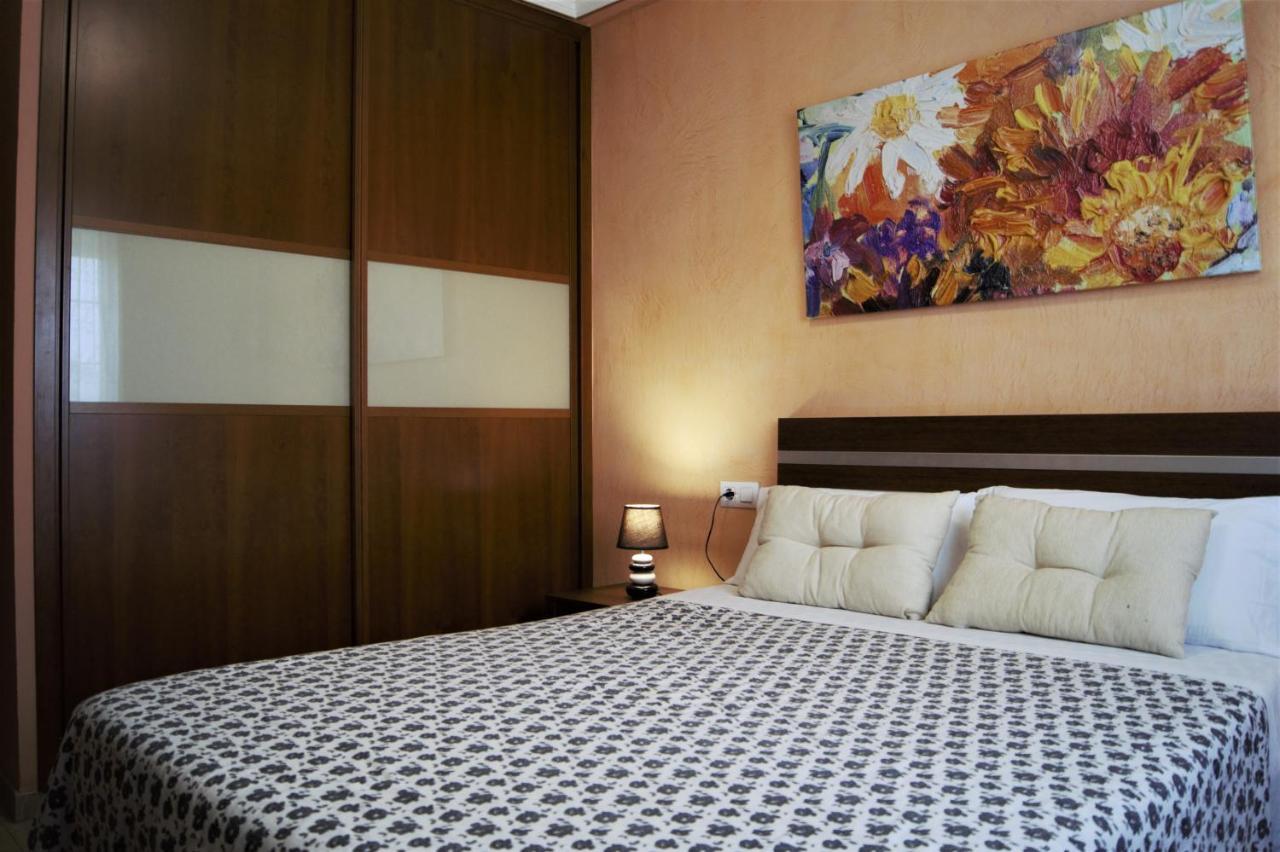 Amplio Piso 8 Mts Mezquita - Wifi - A/C - Parking קורדובה מראה חיצוני תמונה